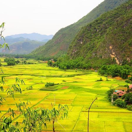 Sol Bungalows Hotell Mai Chau Eksteriør bilde