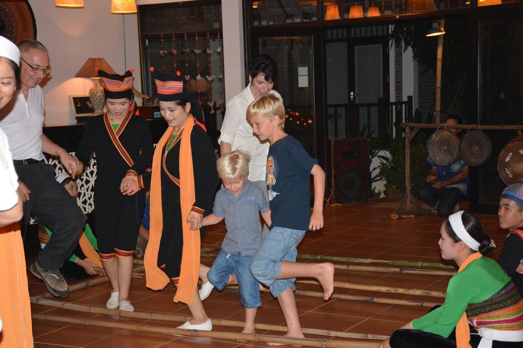 Sol Bungalows Hotell Mai Chau Eksteriør bilde