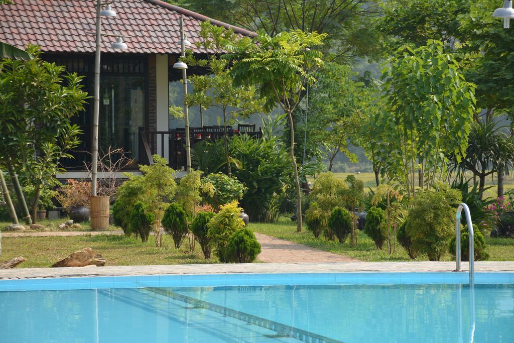 Sol Bungalows Hotell Mai Chau Eksteriør bilde