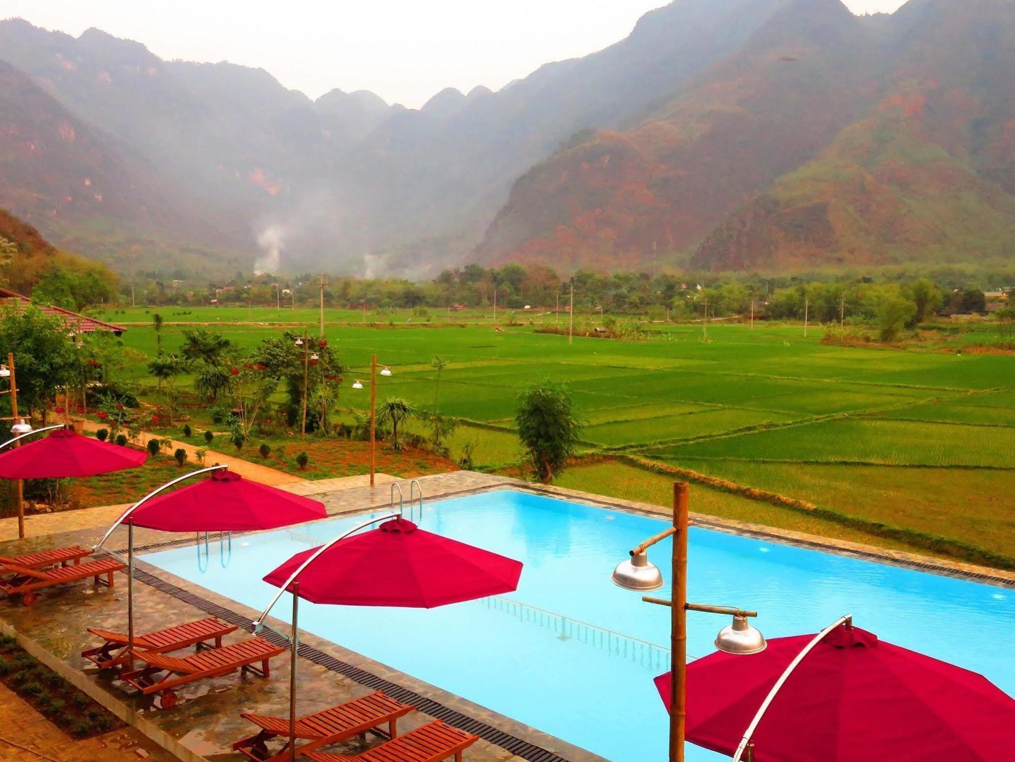 Sol Bungalows Hotell Mai Chau Eksteriør bilde